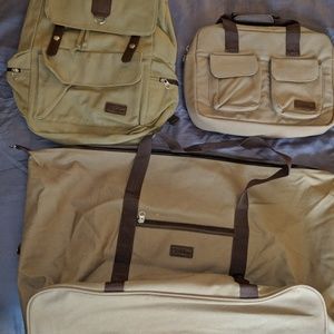 NWOT Set of Three Canvas Bags